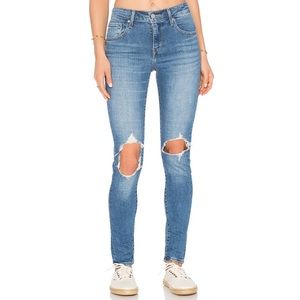 Levi’s 721 HIGH RISE SKINNY IN RUGGED INDIGO